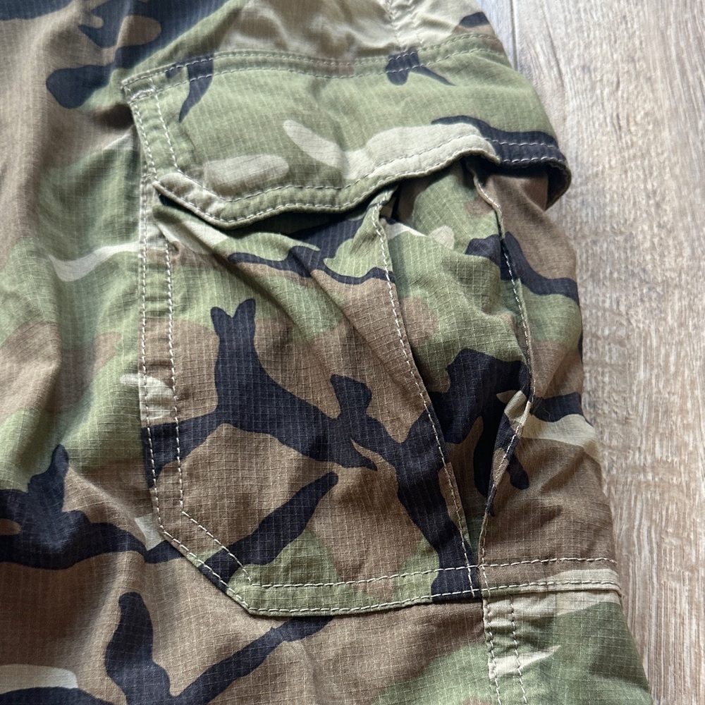 Brixton Green Camouflage Cargo Shorts - Picture 4 of 7